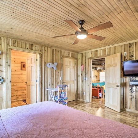Lake Cumberland Area Cabin - 4 Mi To Lake! Snow Luaran gambar